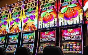 988slot user Mobile user and Brand